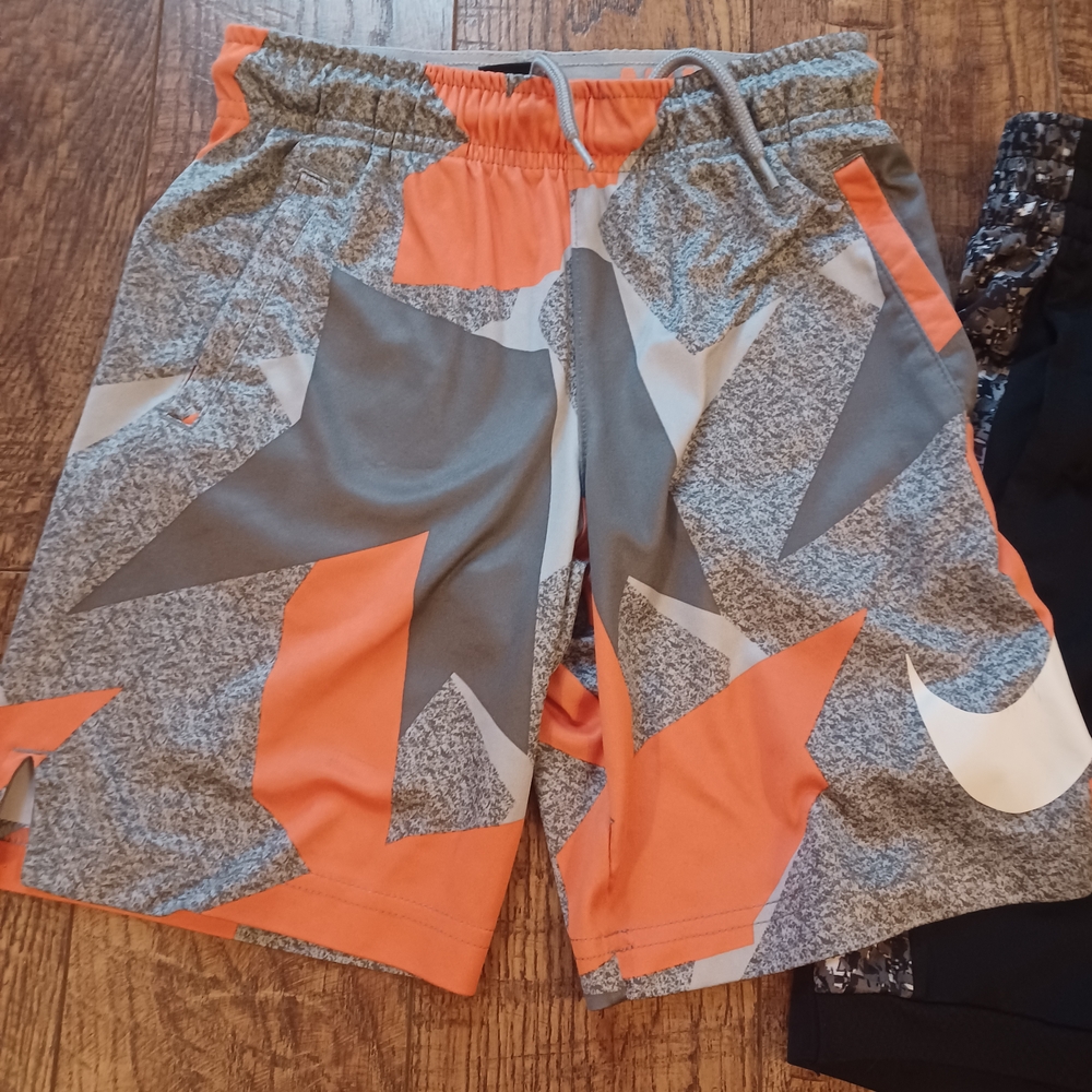 Nike Dri-Fit Boy's Athletic Shorts in Orange, White and Gray Sz 7